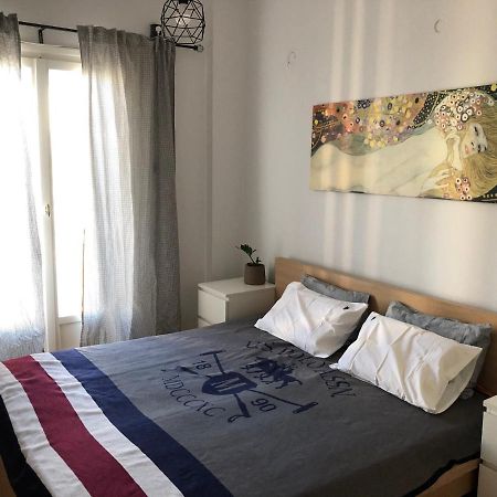Cosy Apartment In Metaxourgeio Ateny Zewnętrze zdjęcie