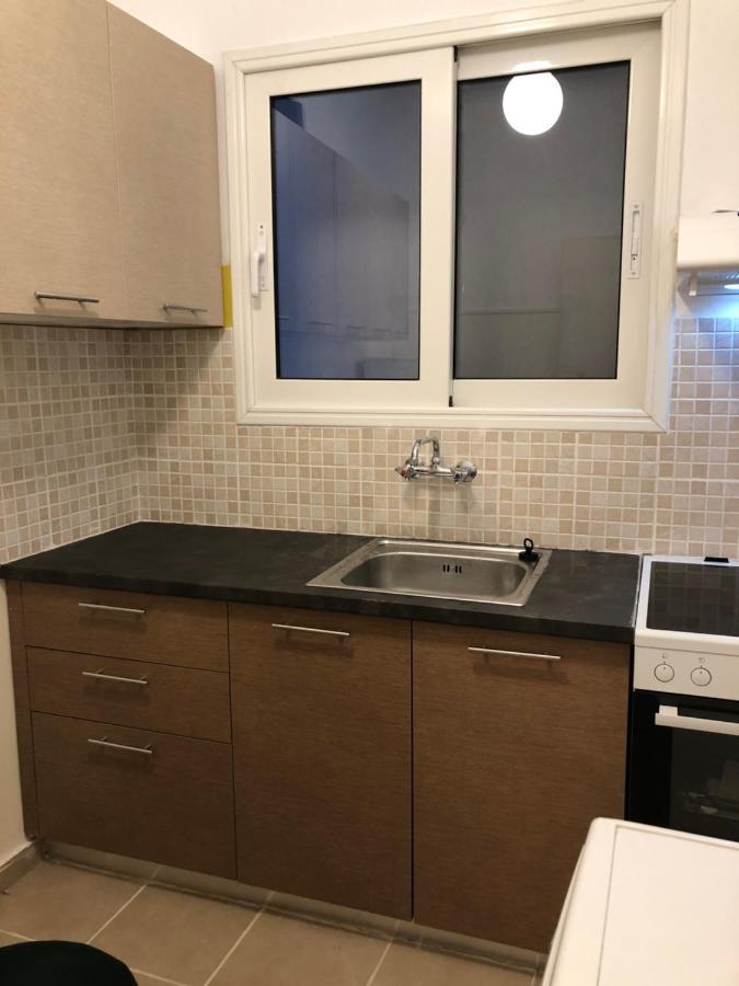 Cosy Apartment In Metaxourgeio Ateny Zewnętrze zdjęcie